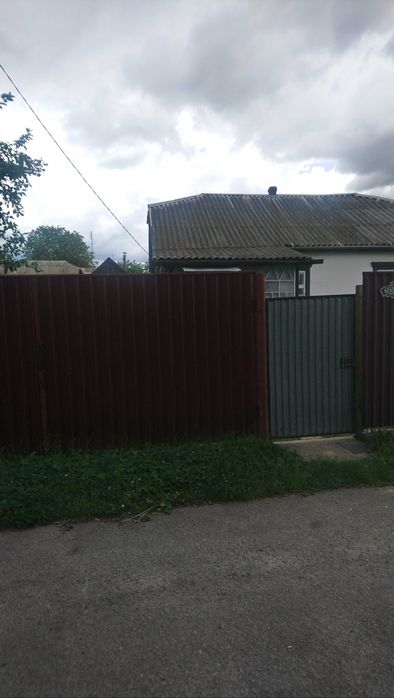 Продаж будинку в селищі Борова 40 кілометрів від Києва