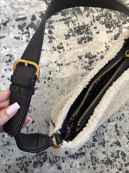 жіноча сумка Guess