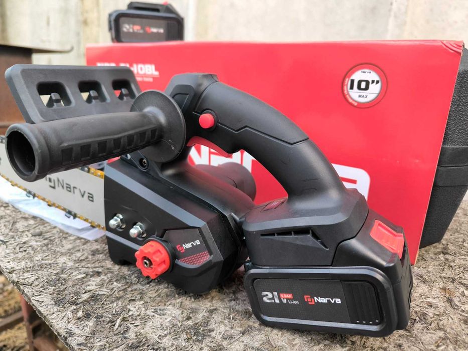 Аккумуляторная БЕСЩЕТОЧНАЯ пила NARVA 21В /4Ач (2ак.Makita) /30см/КЕЙС