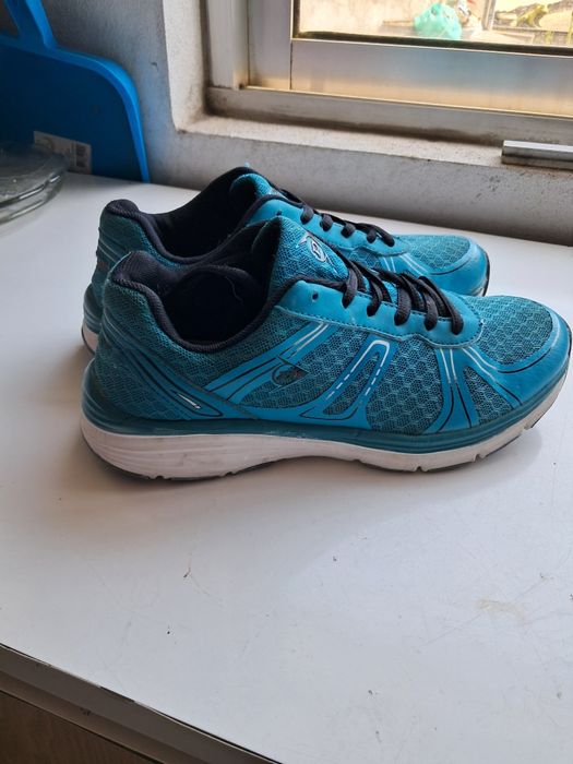 Desporto senhora azul