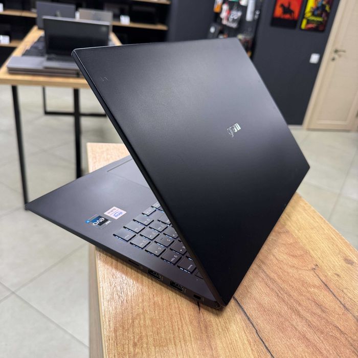 Ультрабук LG gram 16 - 2К, IPS/i7 1260P 12 ядер/Intel Iris Xe/DDR5