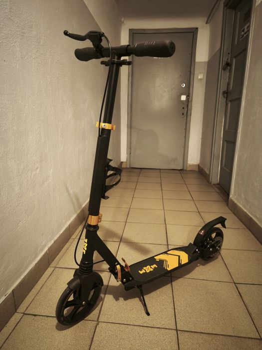 WXM Hulajnoga Miejska z Hamulcem Tarczowym RST-B02 Żółta