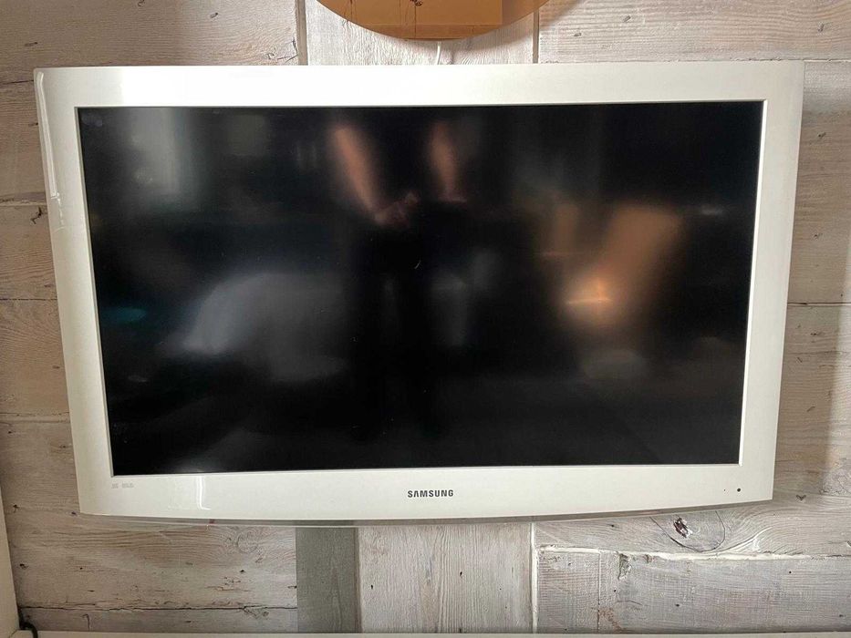 Telewizor Samsung LED HD, biały! Przekątna ok 102cm
