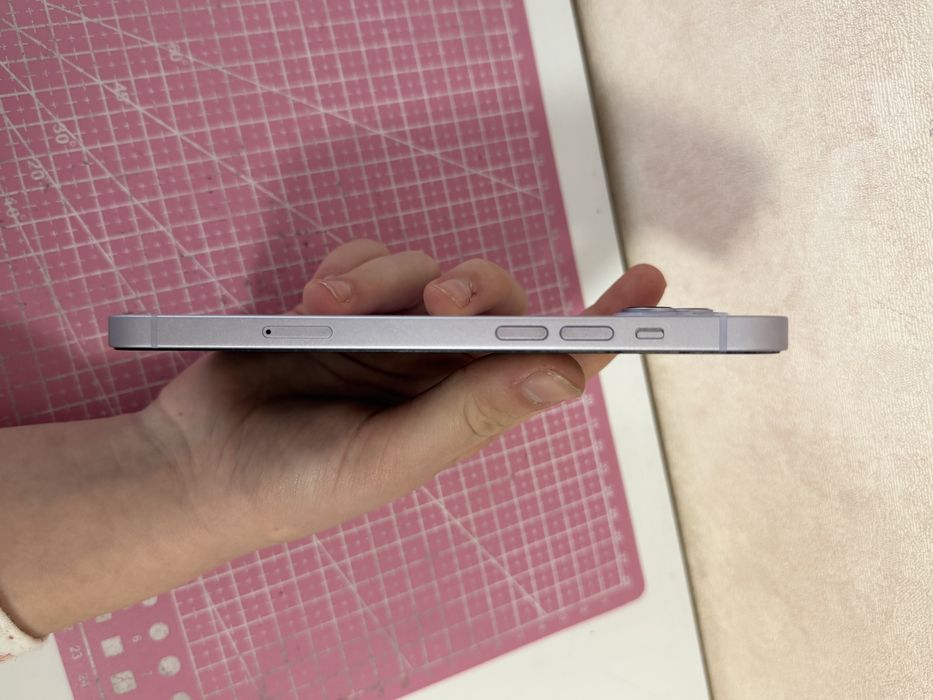 Продам iphone 14 plus