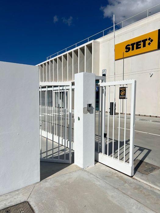 Pinturas profissionais de exteriores e interiores(Rapel e Andaimes)