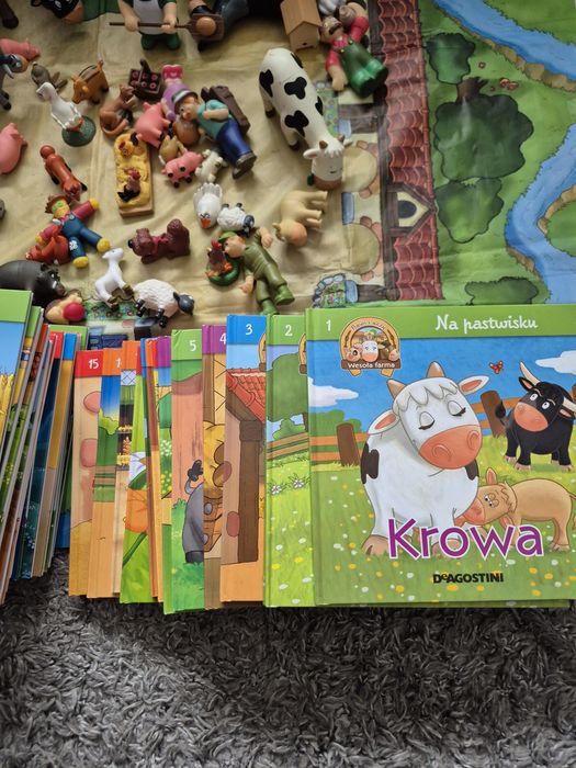 Wesoła Farma Deagostini książki + figurki + mata