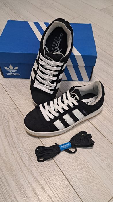 Кросівки Адідас кампус