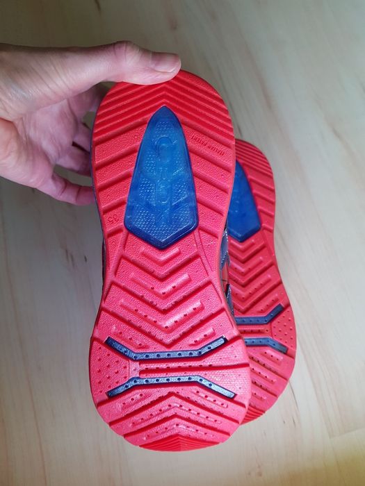 Buty świecące Geox roz 35 nowe Spiderman