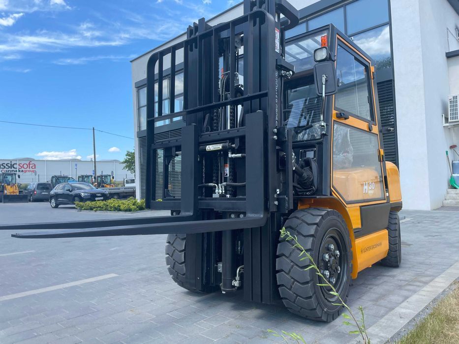 Wózek widłowy Gunter Grossmann 3T triplex, kabina. Nowy