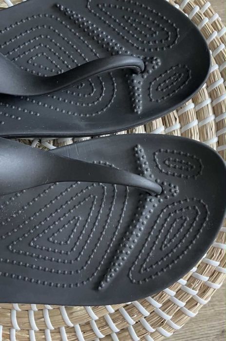 Crocs japonki serena flip black W9 39/40