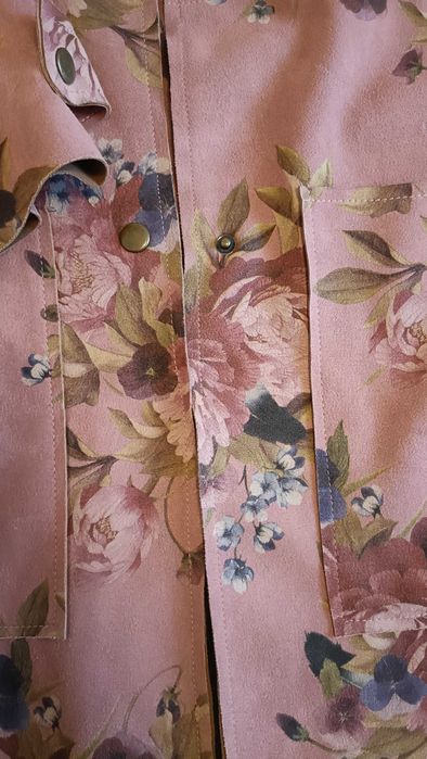 casaco florido camurça lindíssimo