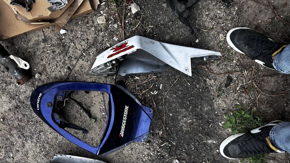 залишки пластика Gsxr1000 3к-4к-k5-k6 сидіння