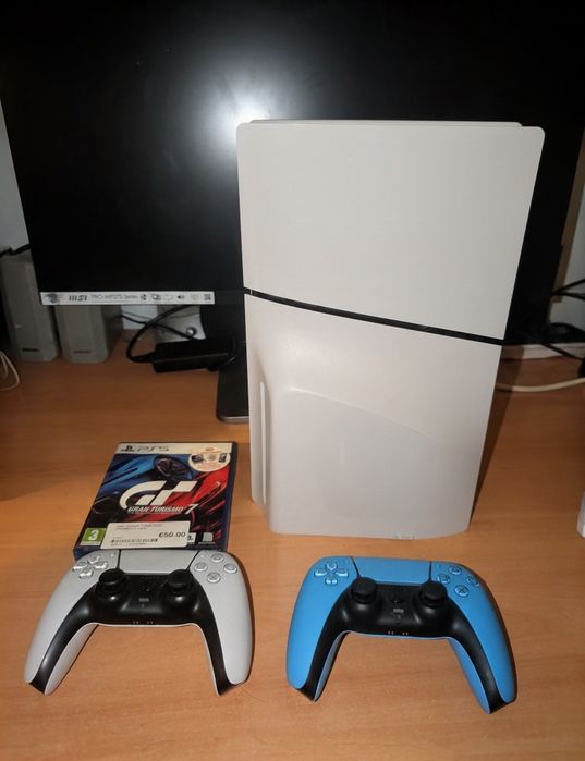 PlayStation 5 Slim com 2 comandos, PSVR2 e Gran Turismo 7