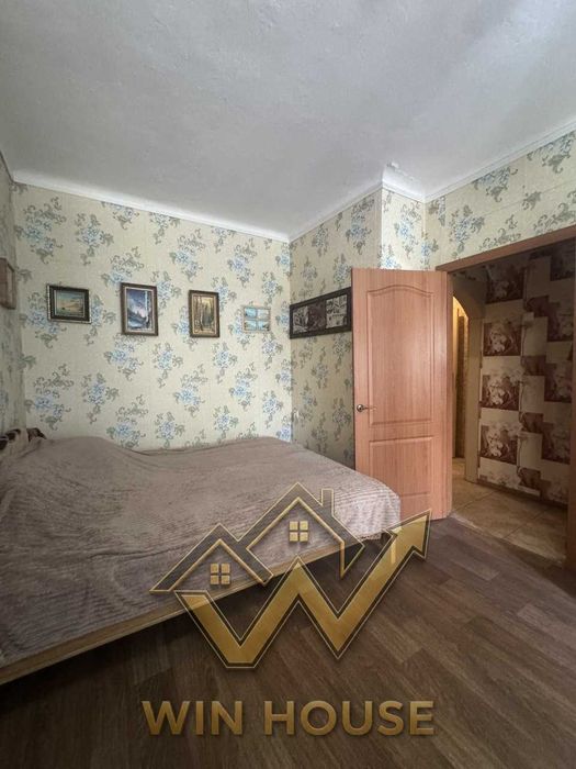 продаж 2к квартири.  Нижній Печерськ. Голосіїський Центр. Тельмана 4