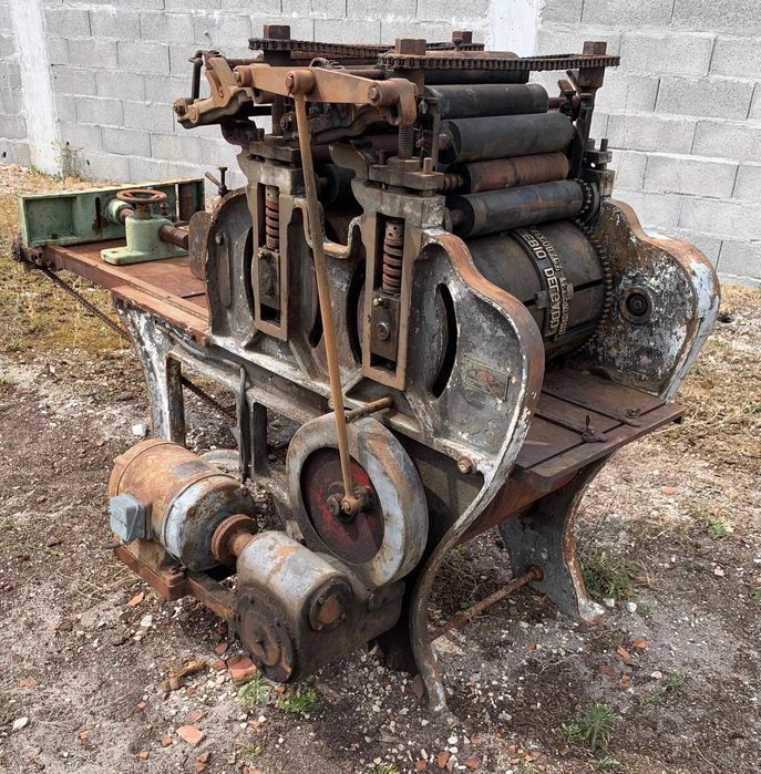 Máquina,para marcar árvore