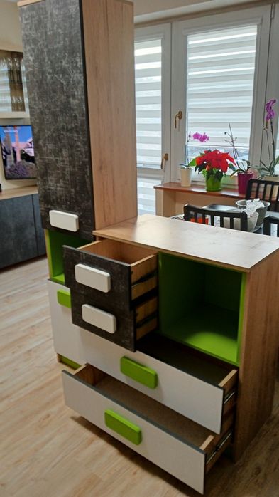 Biurko młodzierzowe