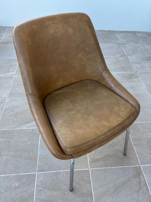 cadeira vintage castanha FOC