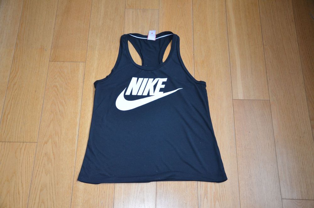 Nike shirt czarny r. M top bokserka