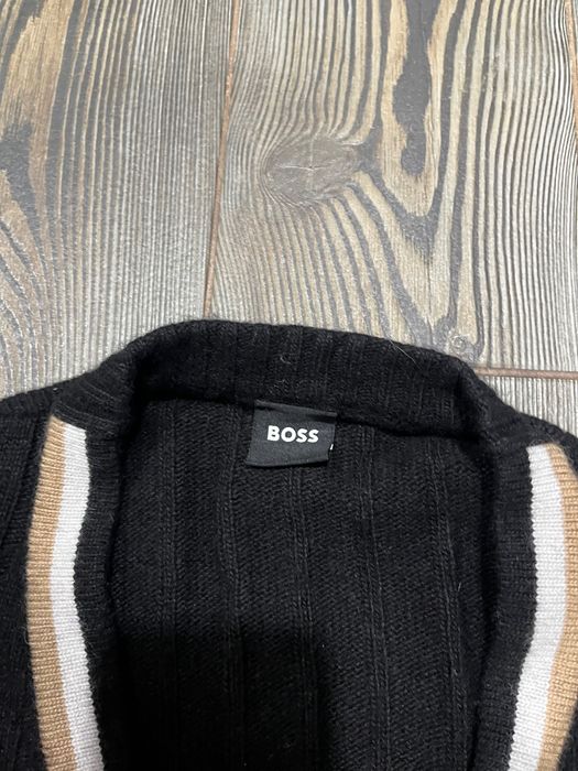 Черный кардиган Hugo Boss
