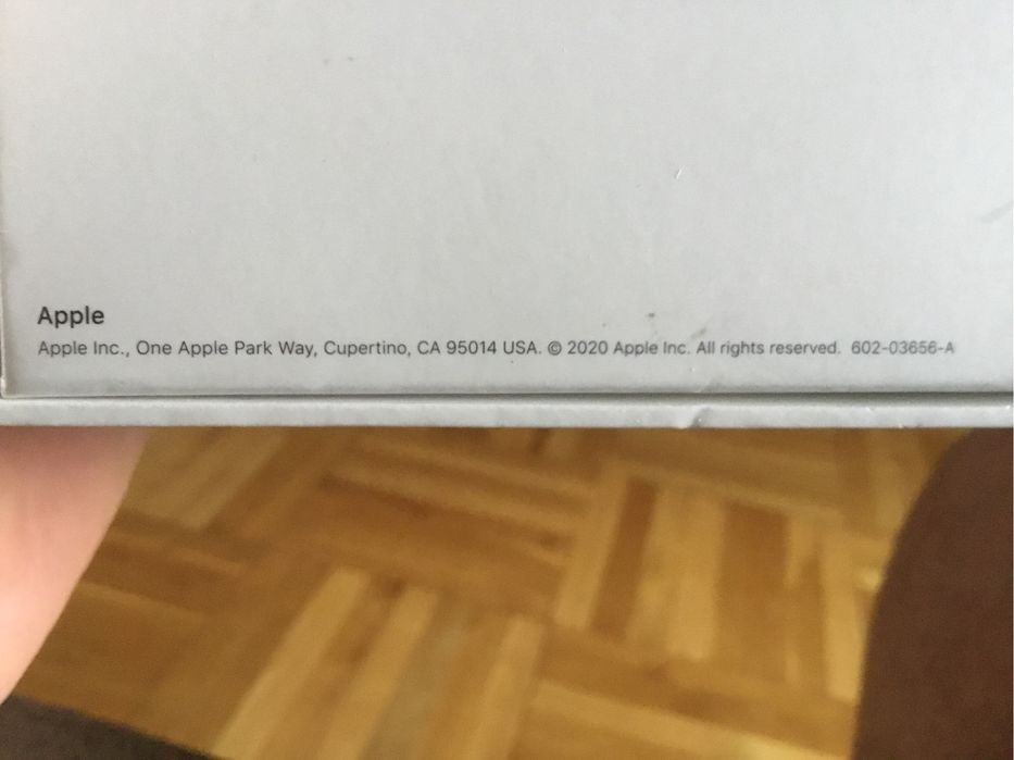 Mac mini 2020 8gb memory,256gb ssd