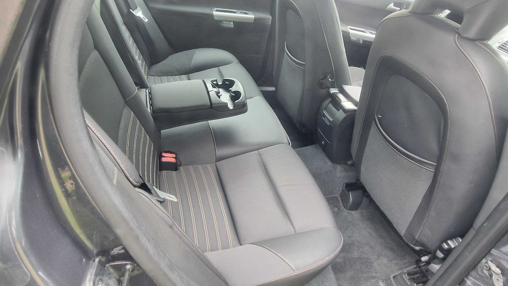 Volvo V50 1.6D 115cvs 04/2011 Nacional