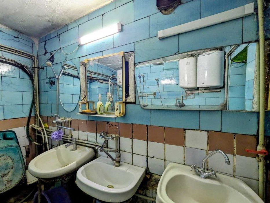 Продаж кімнати в гуртожитку в районі Автовокзалу.