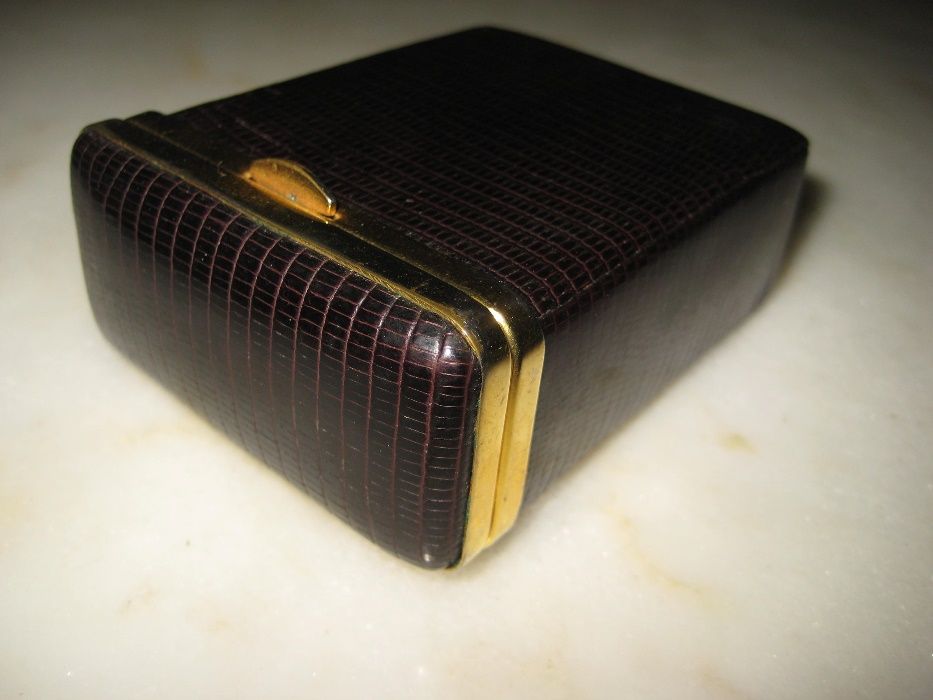 Cigarreira década 1940, em excelente estado