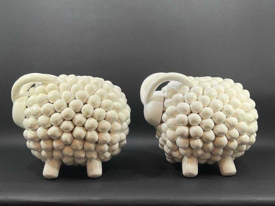 Par ovelhas em Faiança vidrada d Manufatura DI BASSANO  Séc.XXI Itália