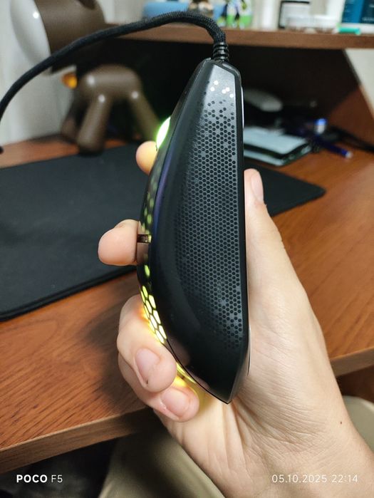 Ігрова мишка roccat burst pro