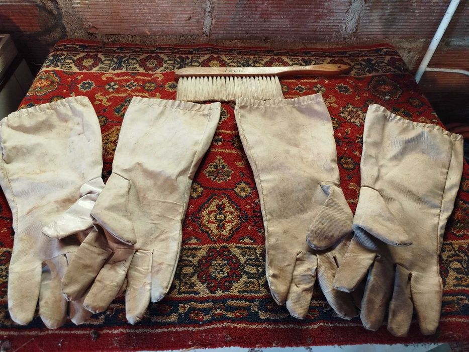 Fato de apicultura e 2 pares de luvas