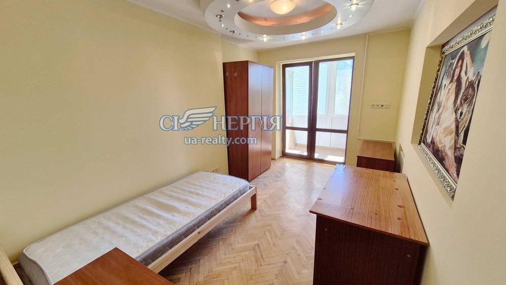 3-кім 67м.кв. Феодосійська, 4 метро Деміївська