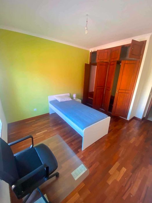 Quarto para arrendar a estudantes ao pé do Politécnico de Setúbal