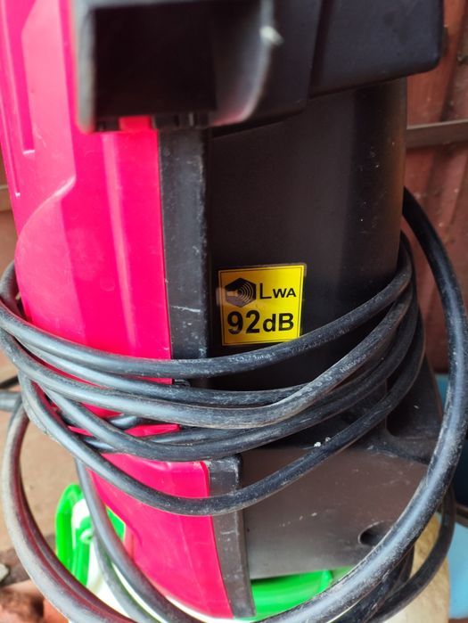 Продам мойку высокого давления,новая,пользовался два раза за 2000грн