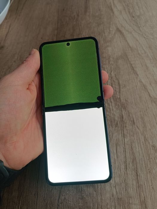 Samsung Flip 5 8GB/512GB