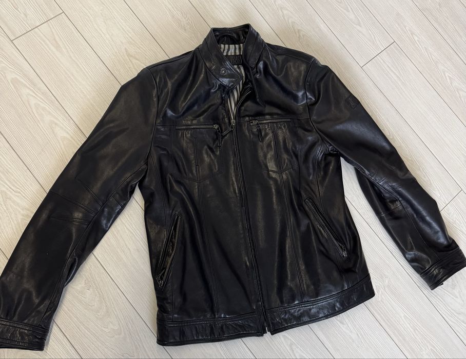 Шкіряна куртка Trussardi