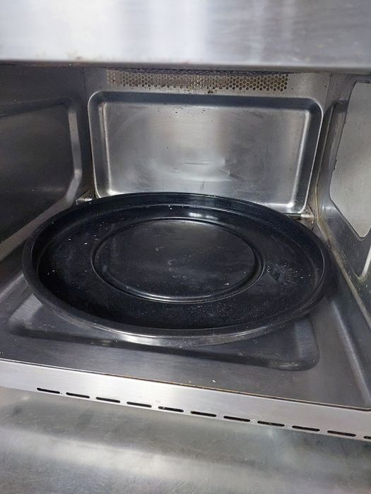 мікрохвильова піч Sharp