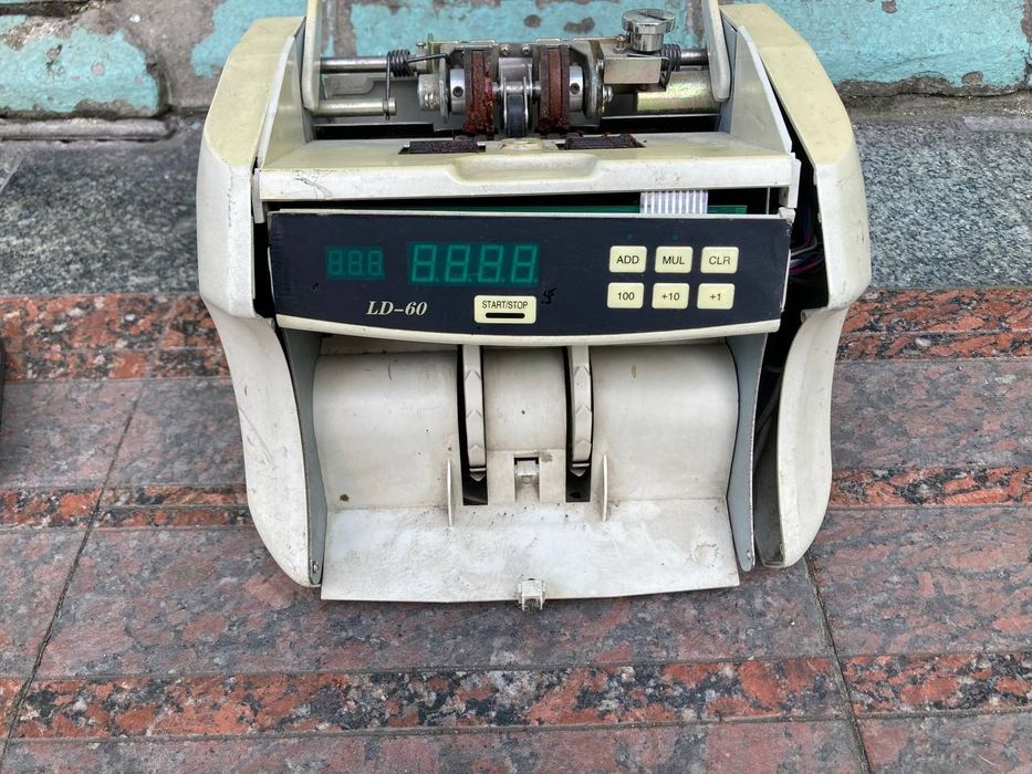 Счетчик банкнот SPEED LD-6 на запчасти