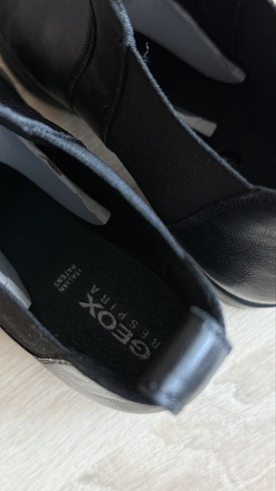 Шкіряні челсі Geox