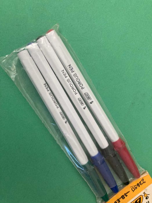 Embalagem com Canetas Marcadores BIC Anos 70