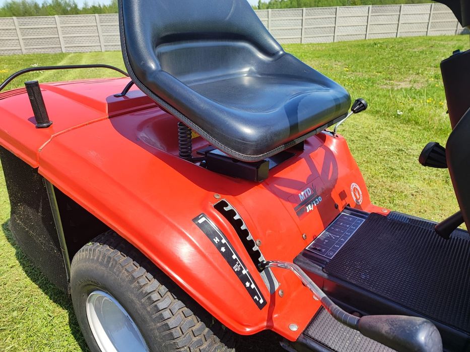 Ciągniczek kosiarka mtd je 130