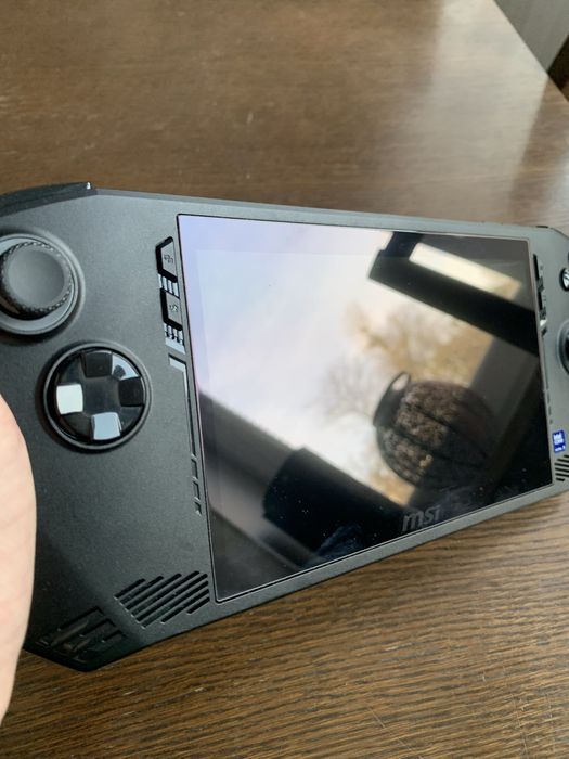 Msi claw ultra 5 w bardzo dobrym stanie