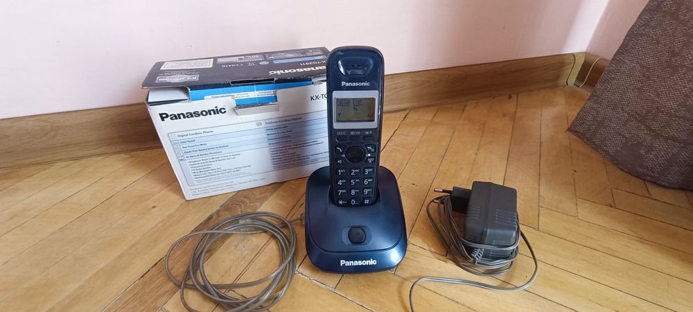 Домашній безпровідний телефон Panasonic  KXTG 2511