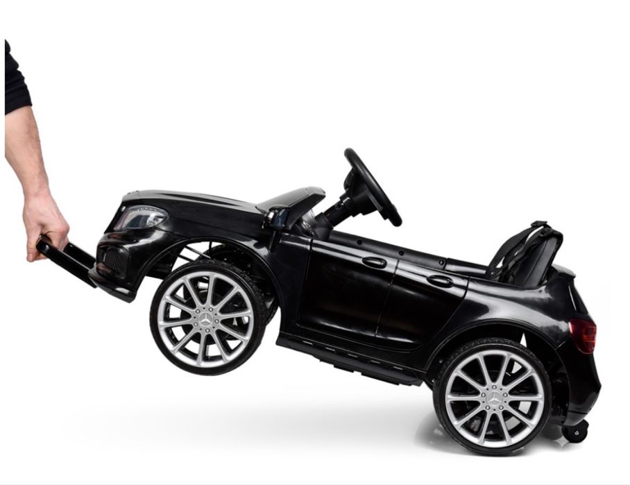 Електро автомобіль дитячий в чудовому стані