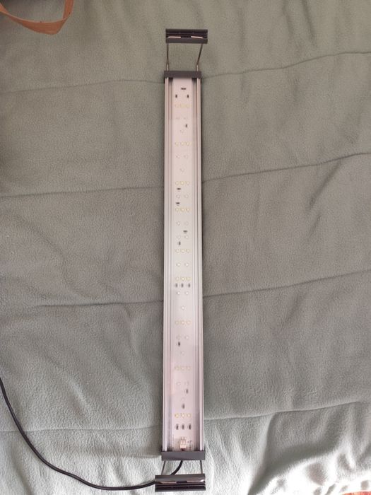 Luz LED Twinstar 60cm com Dimmer e Timer (Aquário)