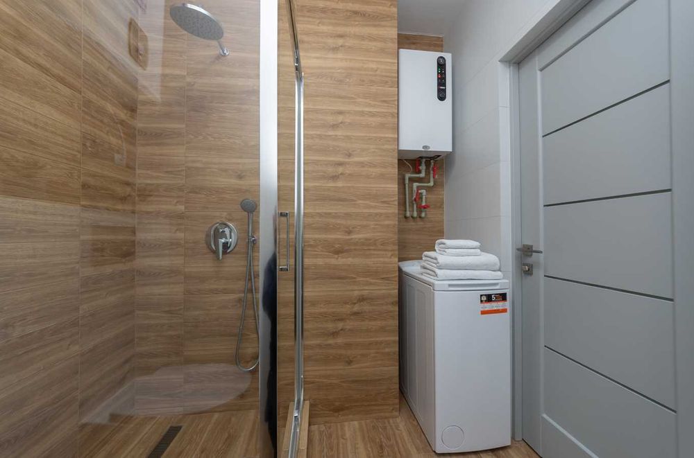 Завжди є світло! Затишна студія з панорамним видом на місто.