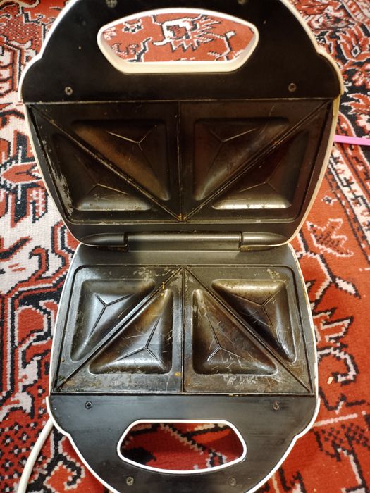 Сенгвичница, бутербродница