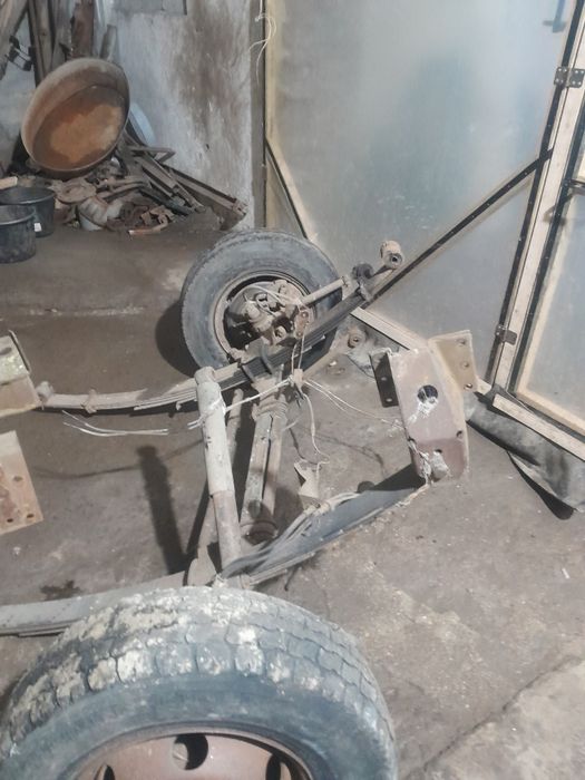 Кабина и ходовка на зил бычек .