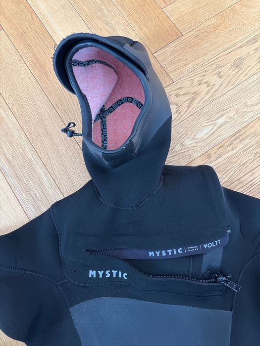 Pianka-Mystic-2025-Voltt Hooded 6/4/3 FZ Black-S