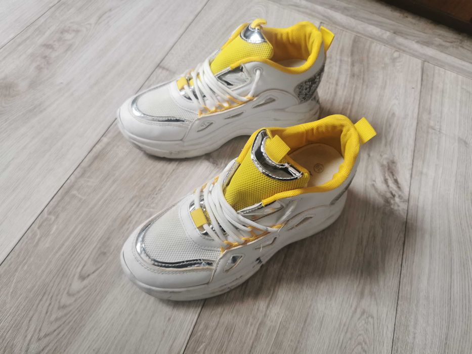 Buty sportowe damskie 39