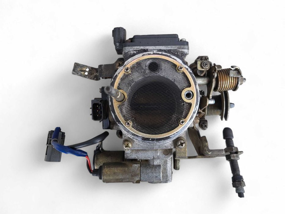 Дросельная заслонка Nissan Terrano 2 Ford Maverick 2.4 1993-2002